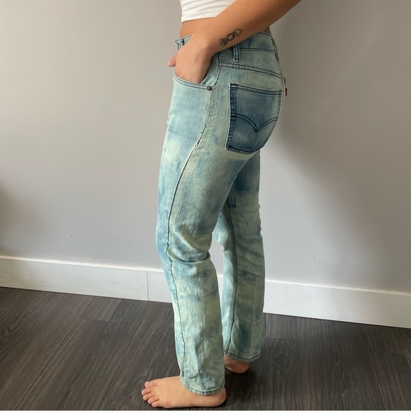 β¨HOST PICKβ¨π Women's Levi's Light  Tie-Dye Denim Jeans - Size 26W 26L π - Picture 4 of 12
